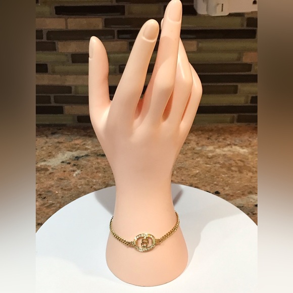 DIOR Signature CD Bracelet πβ¨π€© - Picture 10 of 15